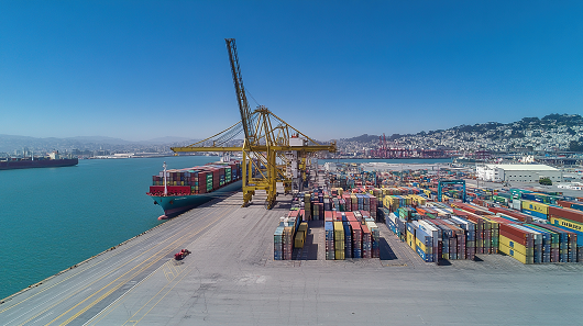 中国整柜货物走新加坡海运专线要多久？