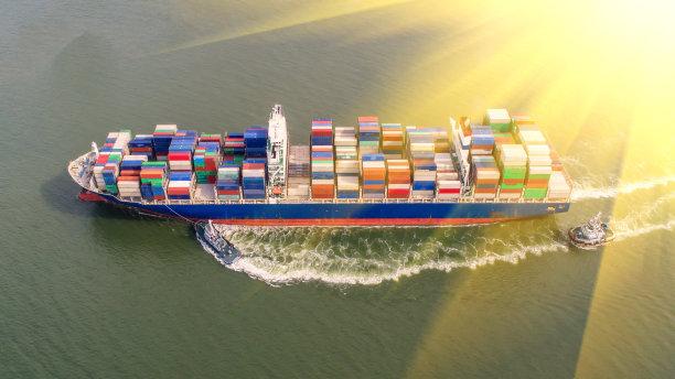 大件货物出口美国：海运费计算方式与成本优化技巧