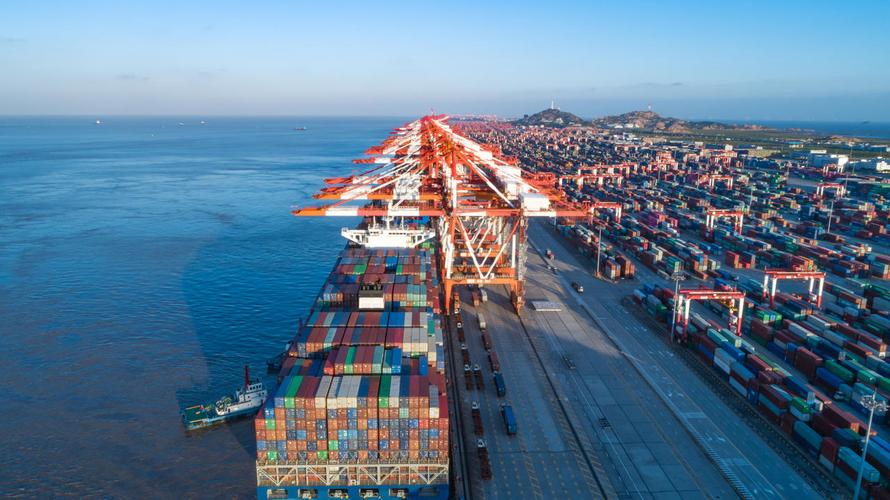 旺季海运订舱全攻略：5大核心技巧破解舱位紧张难题