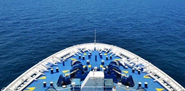 从内陆城市（比如长沙）发货到国外，比从深圳直接发贵在哪里？