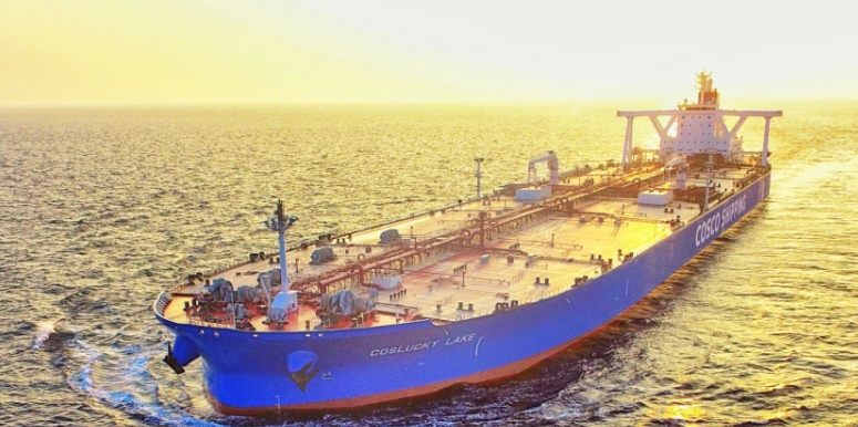 选择船公司时，是选船期准的大公司，还是运价低的小公司？