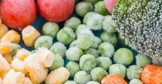 冷藏集装箱的海运费，为什么比普通柜贵那么多？