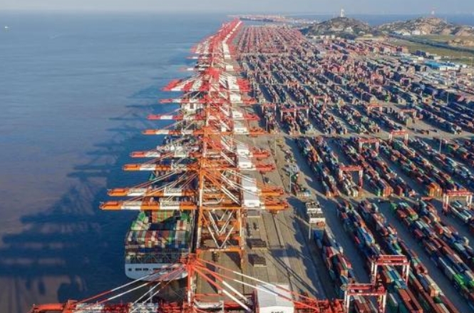 用框架箱运超高货物，海运费是怎么计算的？