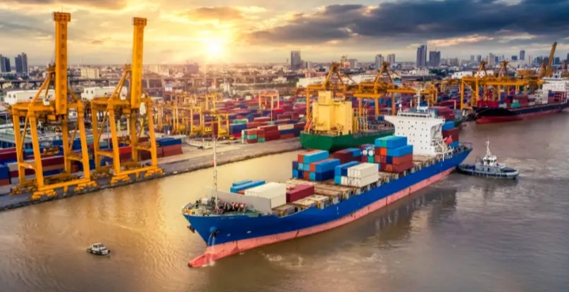 柬埔寨西哈努克港，为什么总说“压港”？